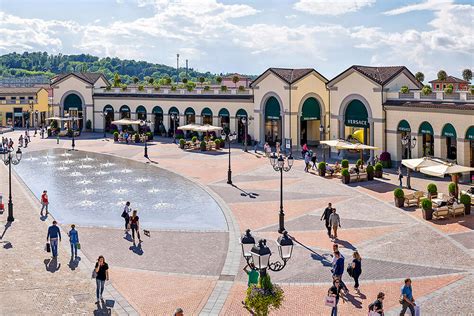 yves saint laurent serravalle scrivia|Saint Laurent, Serravalle Scrivia .